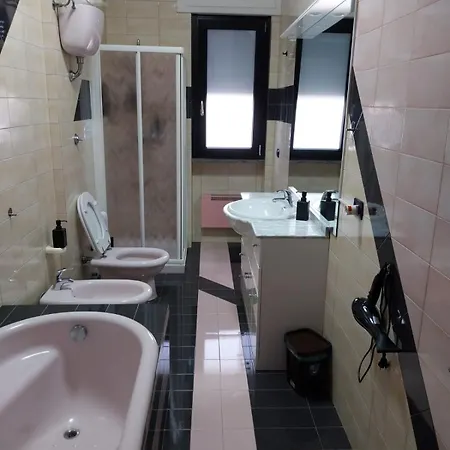 Casa Largo Pozzi 아파트 투리